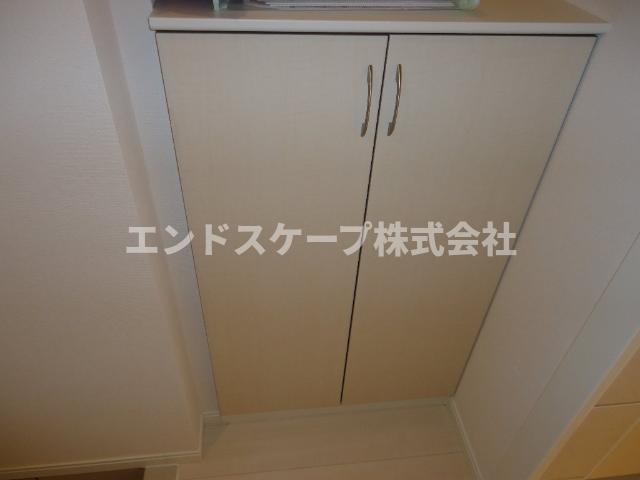シャンブル　カエデの収納|下駄箱
高崎、前橋のお部屋探しはエンドスケープまで！お客様の理想お聞かせ下さい♪