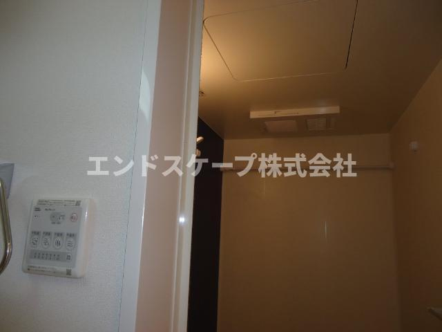 シャンブル　カエデの洗面所|浴室乾燥機能
高崎、前橋のお部屋探しはエンドスケープまで！お客様の理想お聞かせ下さい♪