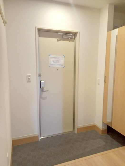 アクシス西宮北口の玄関