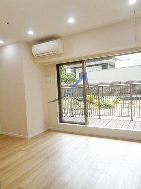 クロスレジデンス白金高輪の居間・リビング|洋室のお部屋です。