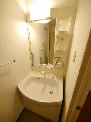 藤カルティエの洗面所