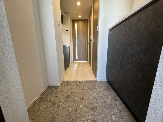 S-RESIDENCE野並駅前broadの玄関|きれいな玄関です