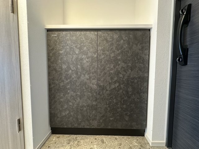 S-RESIDENCE野並駅前broadの収納|シューズボックスです
