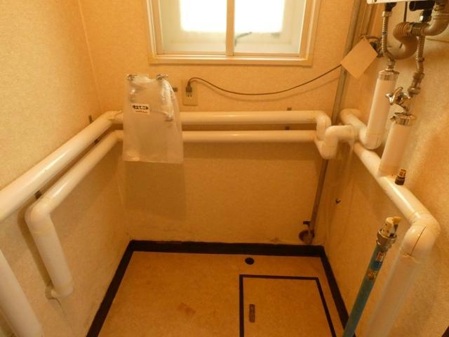 入江町５－８貸家の洗面所