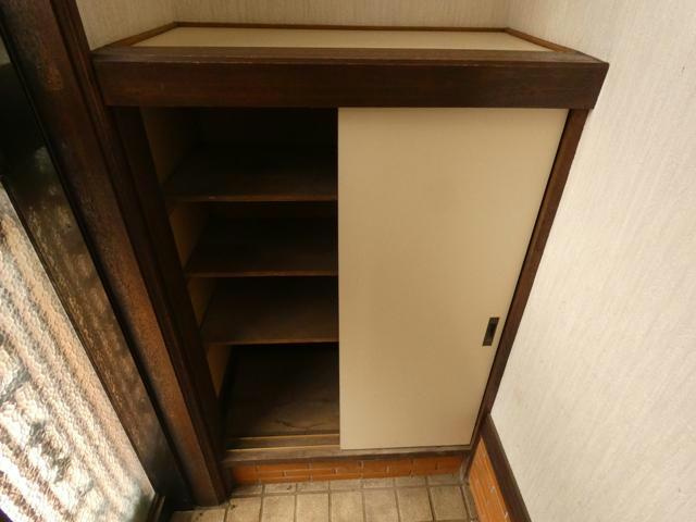 入江町５－８貸家の収納