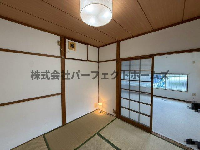 片鉾本町戸建　賃貸の和室|フローリングだけでなく、和室もあります