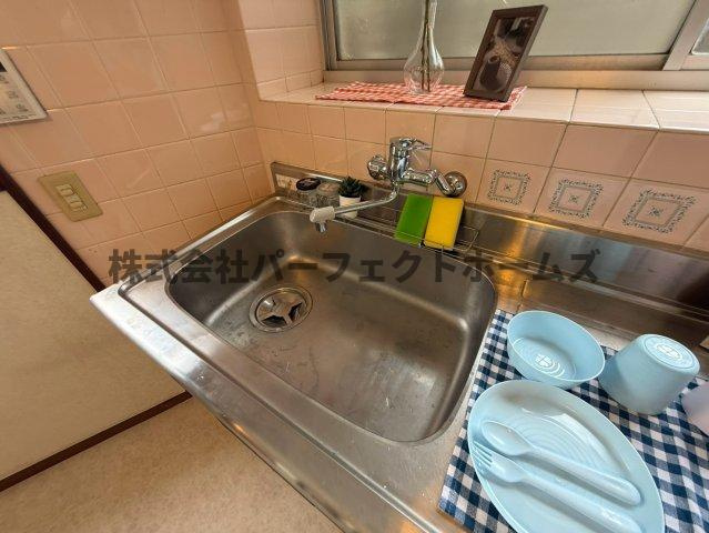 片鉾本町戸建　賃貸のキッチン|コンパクトなキッチンで掃除もラクラク