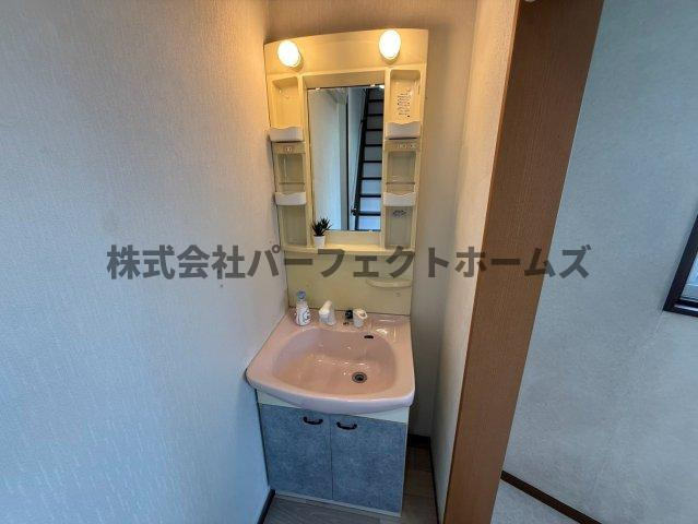 片鉾本町戸建　賃貸の独立洗面台|独立洗面台です