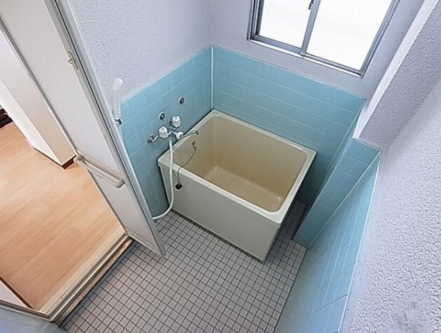 松戸市小金きよしケ丘４丁目の賃貸マンションの浴室|※別部屋参考写真