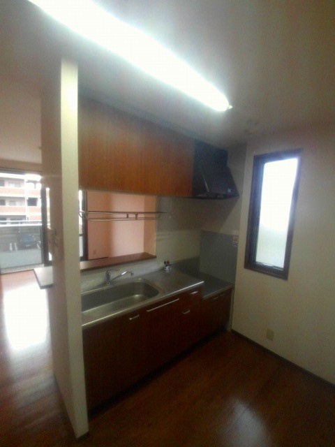シャーメゾン魚住のキッチン