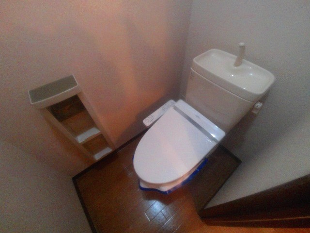 シャーメゾン魚住のトイレ
