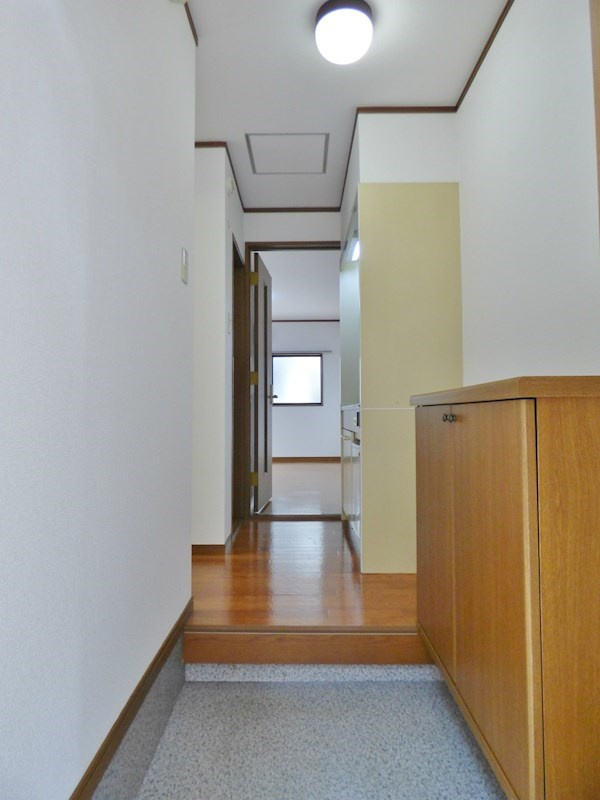 芦屋川ハイツの玄関