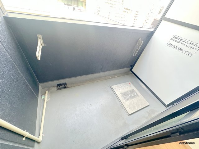 プリンス阿波座　仲介手数料無料のバルコニー