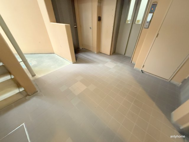 JUNWAⅢ　仲介手数料無料のロビー