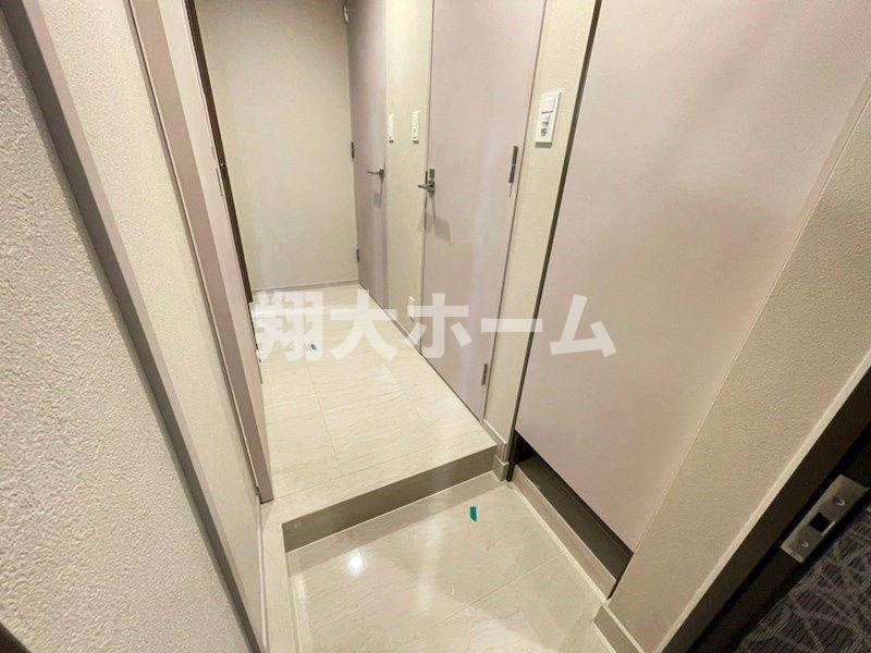 レヴァンテ浅草観音 弐 の玄関