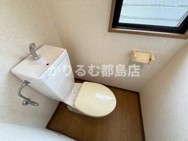 大阪市都島区都島北通１丁目の賃貸マンションのトイレ
