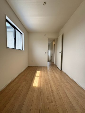 入間市宮寺新築戸建の洋室