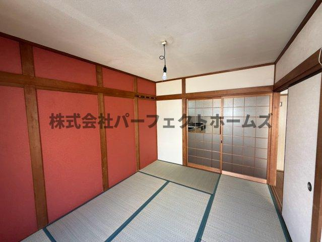 須山町戸建　賃貸の和室|来客時にも便利な和室付き