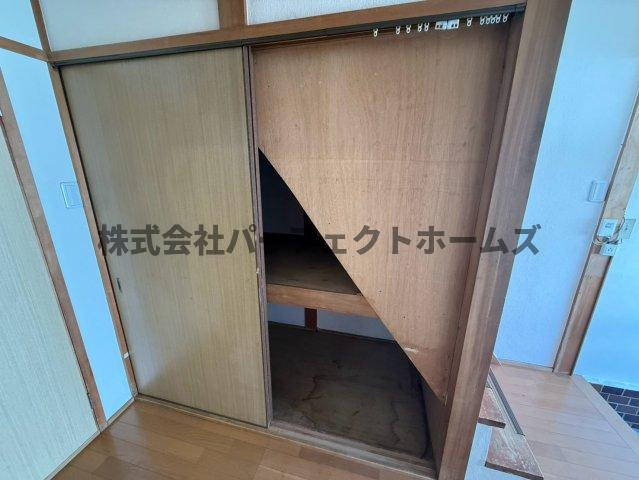 須山町戸建　賃貸の収納|大きなものも収納できそうです