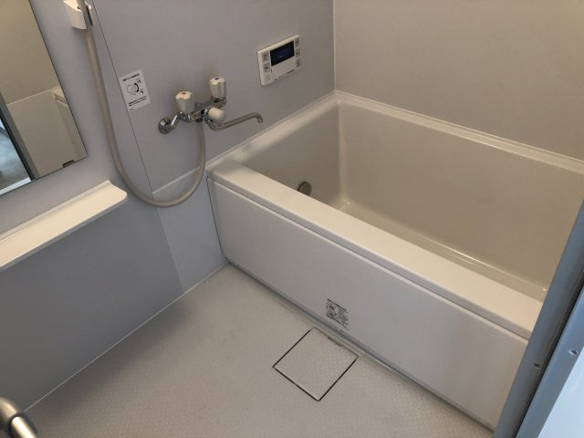 第一藤栄ハイツの浴室