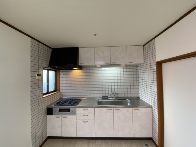 若宮町戸建の内装