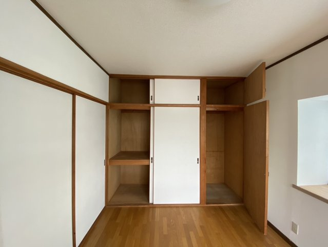 若宮町戸建の収納