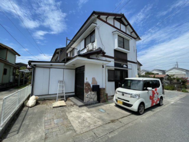 若宮町戸建のエントランス