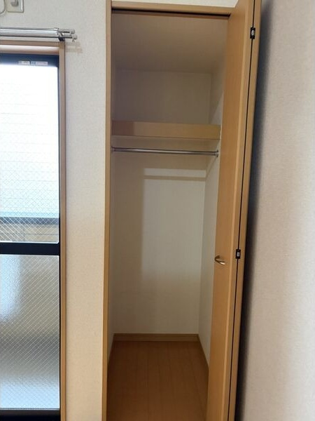 リバティー川名の収納