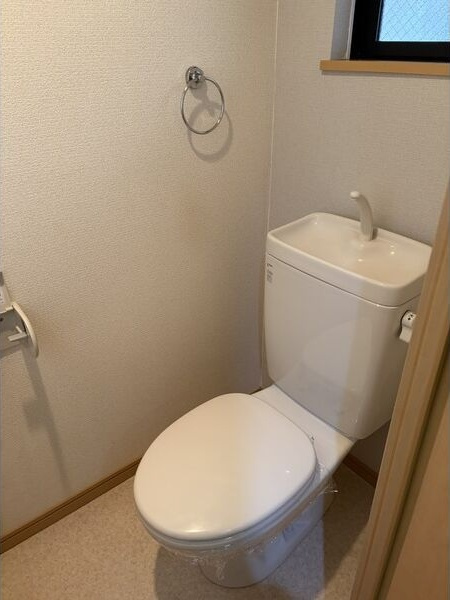 リバティー川名のトイレ