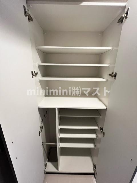 エステムコート難波Ｖブロードの収納
