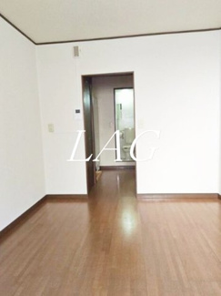 【居間・リビング】 | カーサ上目黒 | 洋室のお部屋です。