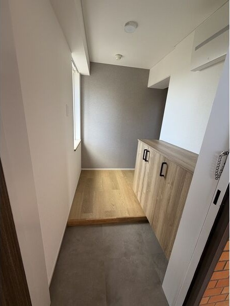 北千種キッズビルの玄関