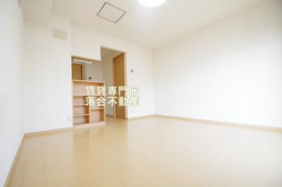 【居間・リビング】 | シェドプール | 明るくて綺麗なお部屋♪
