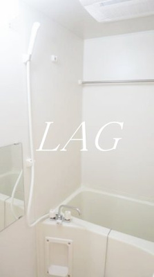 【浴室】 | リアルスウィート三軒茶屋 | お風呂です。