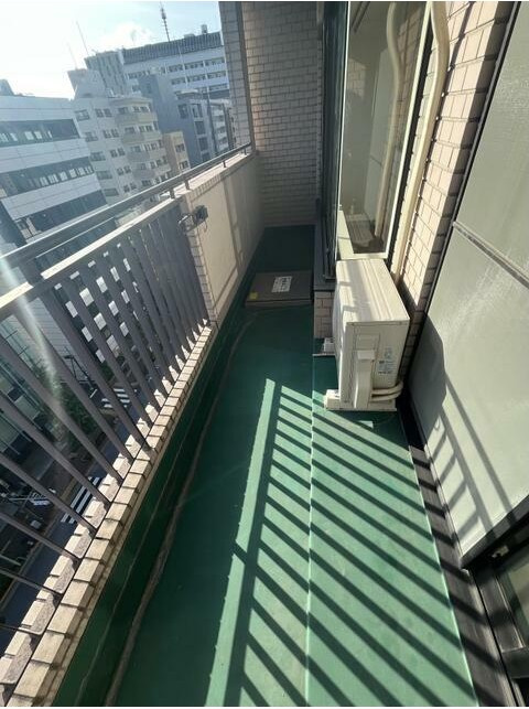 【バルコニー】