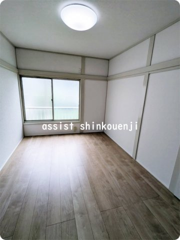 第三矢崎コートの居間・リビング