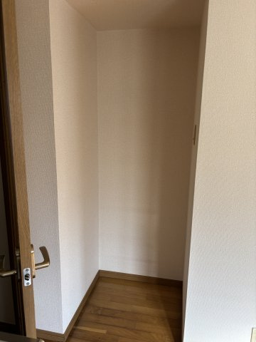グランデージ中野栄の収納