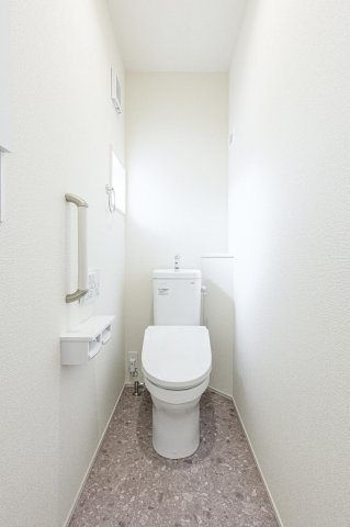 【トイレ】 | 厚木市愛甲東　限定１棟　新築住宅
