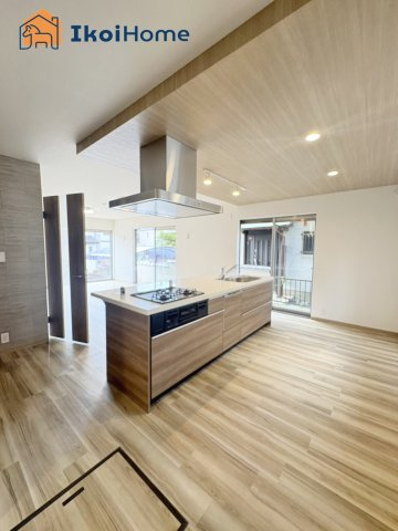神戸市西区竹の台4丁目　中古戸建のキッチン|【ホームページに現地動画掲載中】●年中無休：当日予約可●家事の時短に欠かせない食洗機付きキッチン！