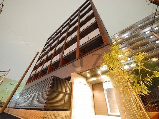 レア横濱西口弐番館の外観