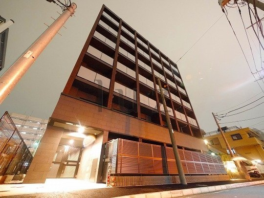 レア横濱西口弐番館の外観