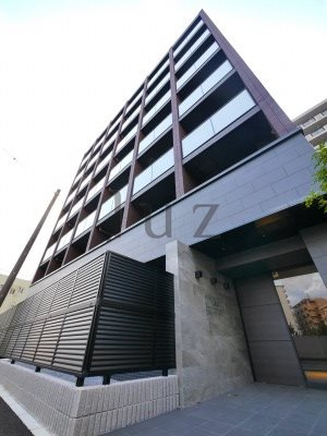レア横濱西口弐番館の外観