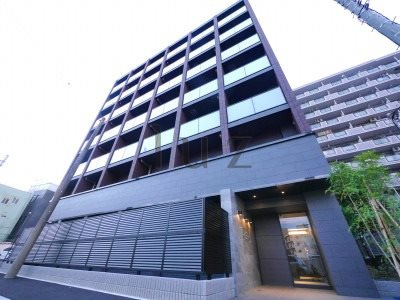 レア横濱西口弐番館の外観