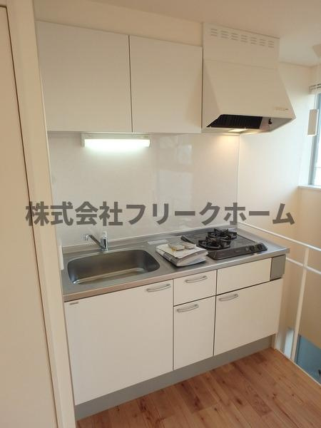 三鷹市下連雀３丁目のアパートのキッチン