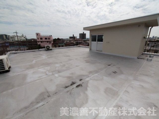 ６４８１２　岐阜市北一色7丁目作業場・倉庫・居宅のその他