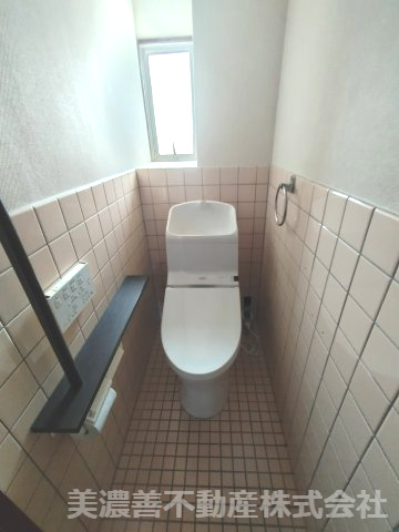 ６４８１２　岐阜市北一色7丁目作業場・倉庫・居宅のトイレ