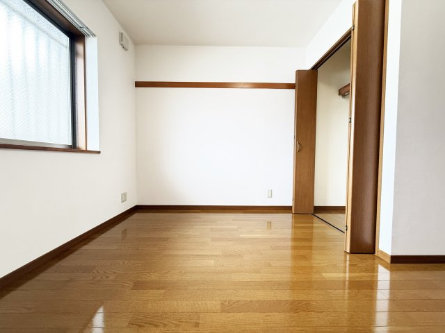BRUGGEの洋室