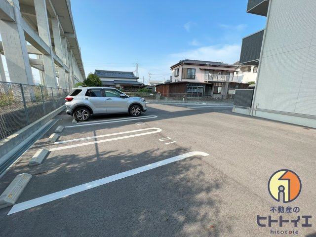 アコーデラの駐車場