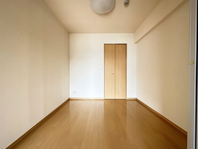ベルカント札場の洋室