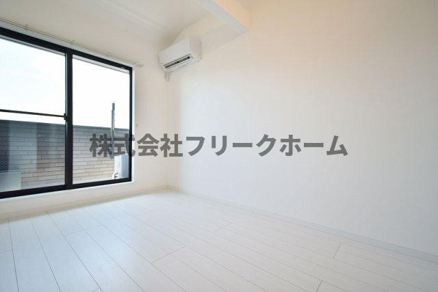 小金井市東町４丁目のアパートの寝室